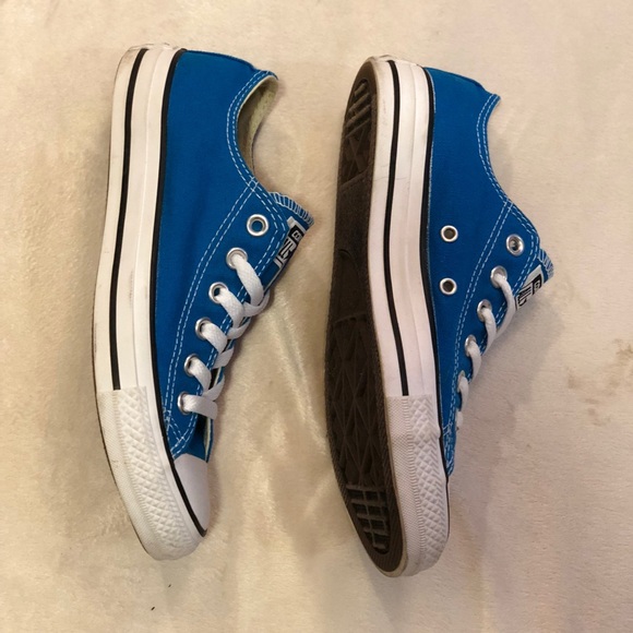 Blue All Star Converse Low Men’s 5 Women’s 7 - Picture 3 of 8